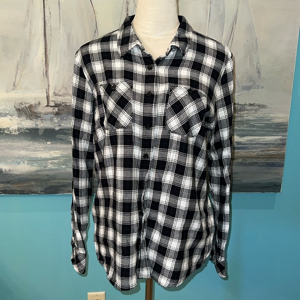 BCBGeneration Black Plaid Long Sleeve Shirt, Medium